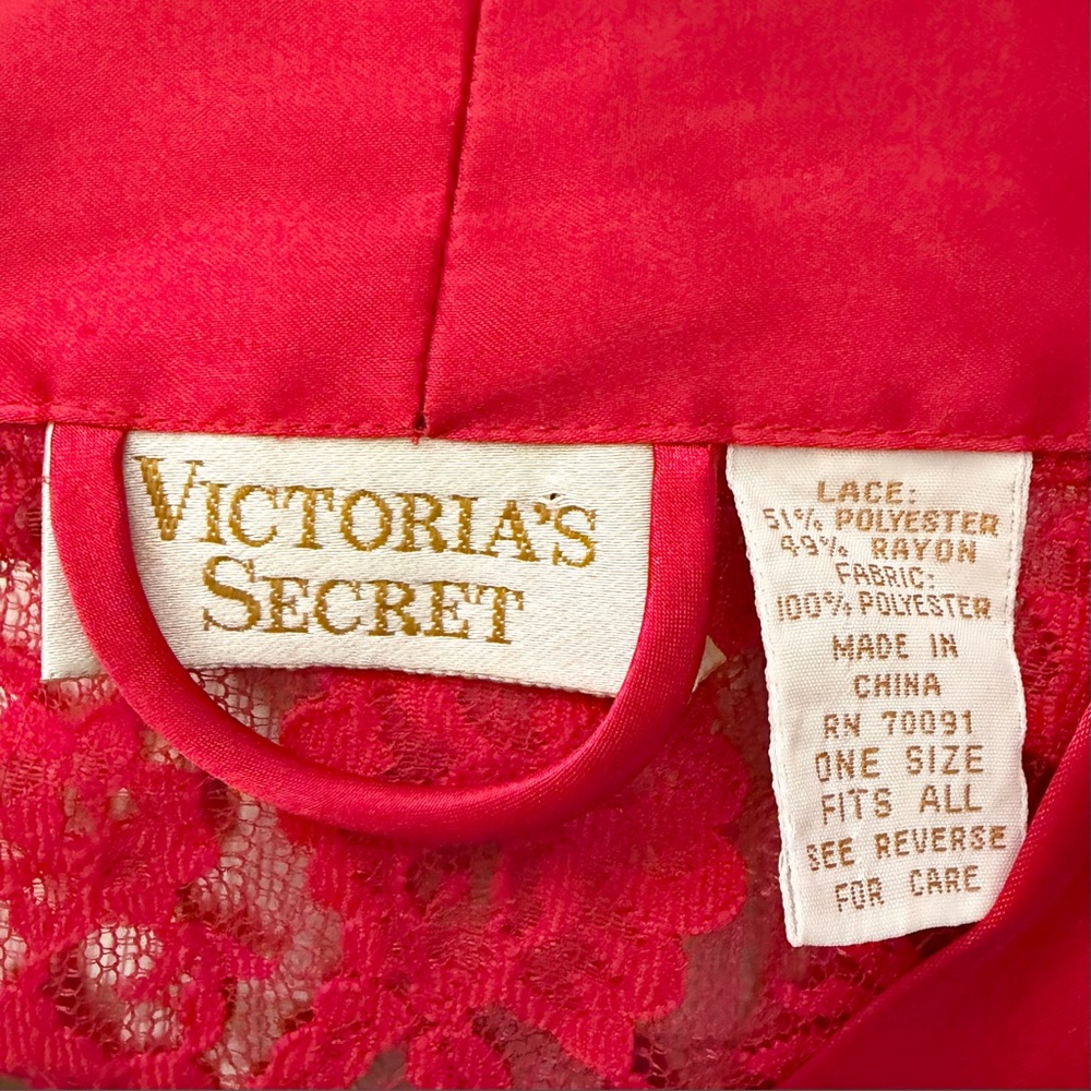 Vintage Victoria’s Secret Gold Label Red Lace Robe Kimono Sleeve Satin One Size - Picture 5 of 10